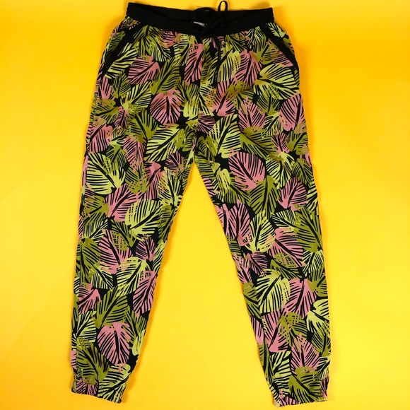 Silky Floral Wavy Drawstring Pants - Pink Green - Picture 4 of 5